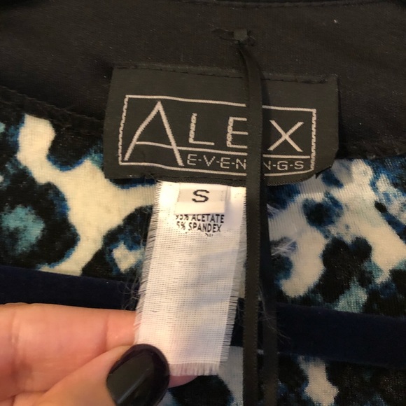 Blue, White, & Black Animal Print Tank Top Jacket - Picture 4 of 8